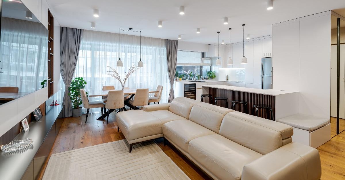 amenajare open space mobilier alb