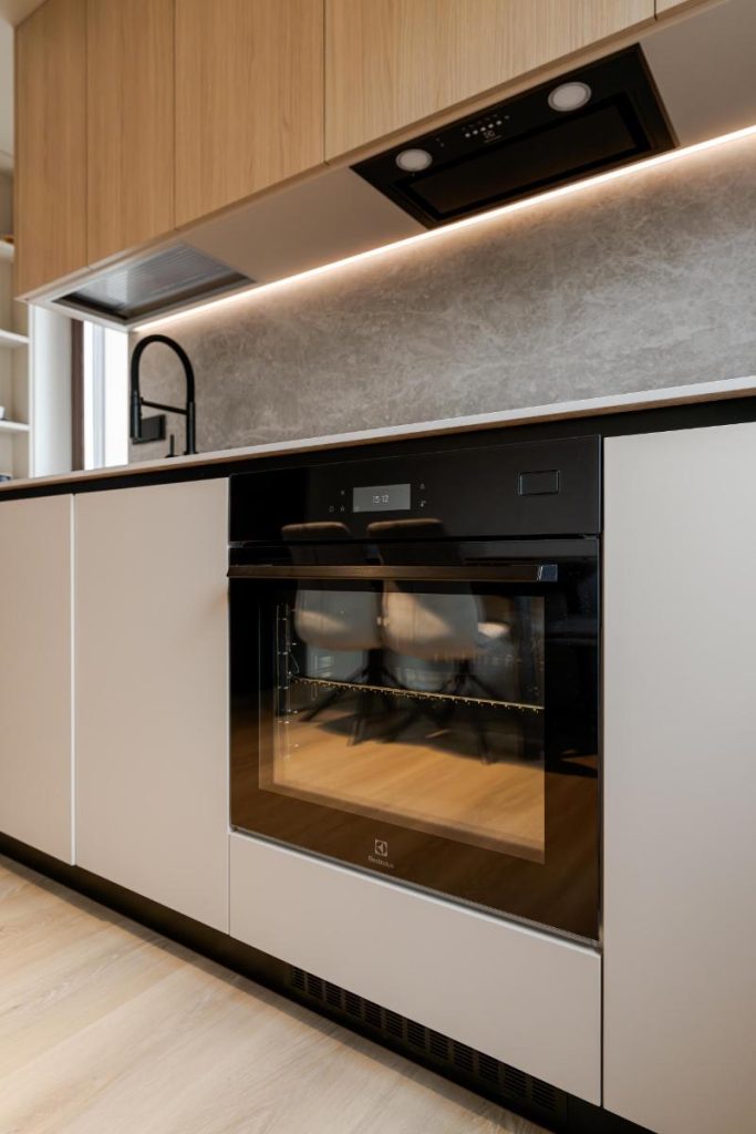 Mobilier De Bucătărie La Comandă