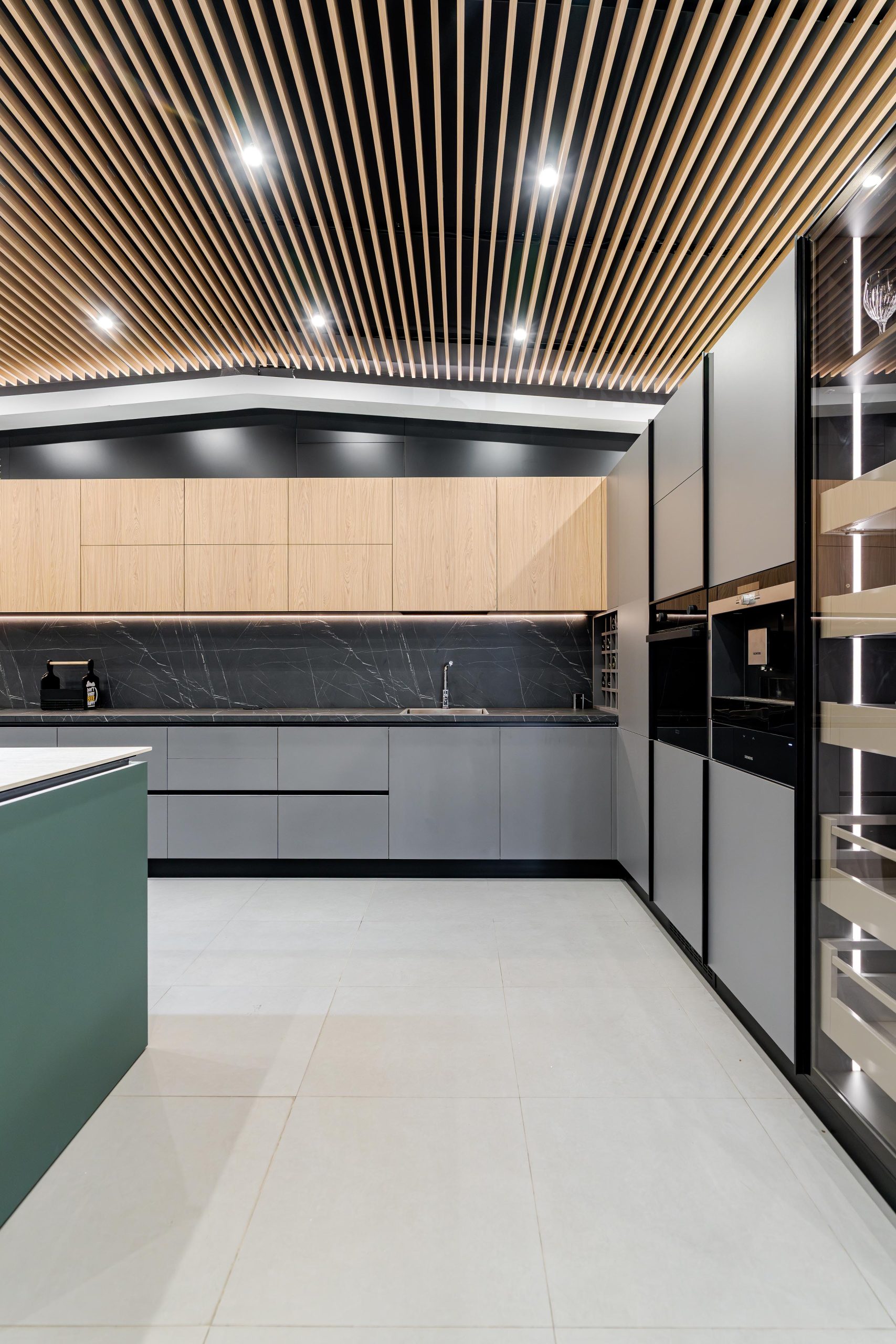 showroom mobilier bucatarie la comanda bucuresti