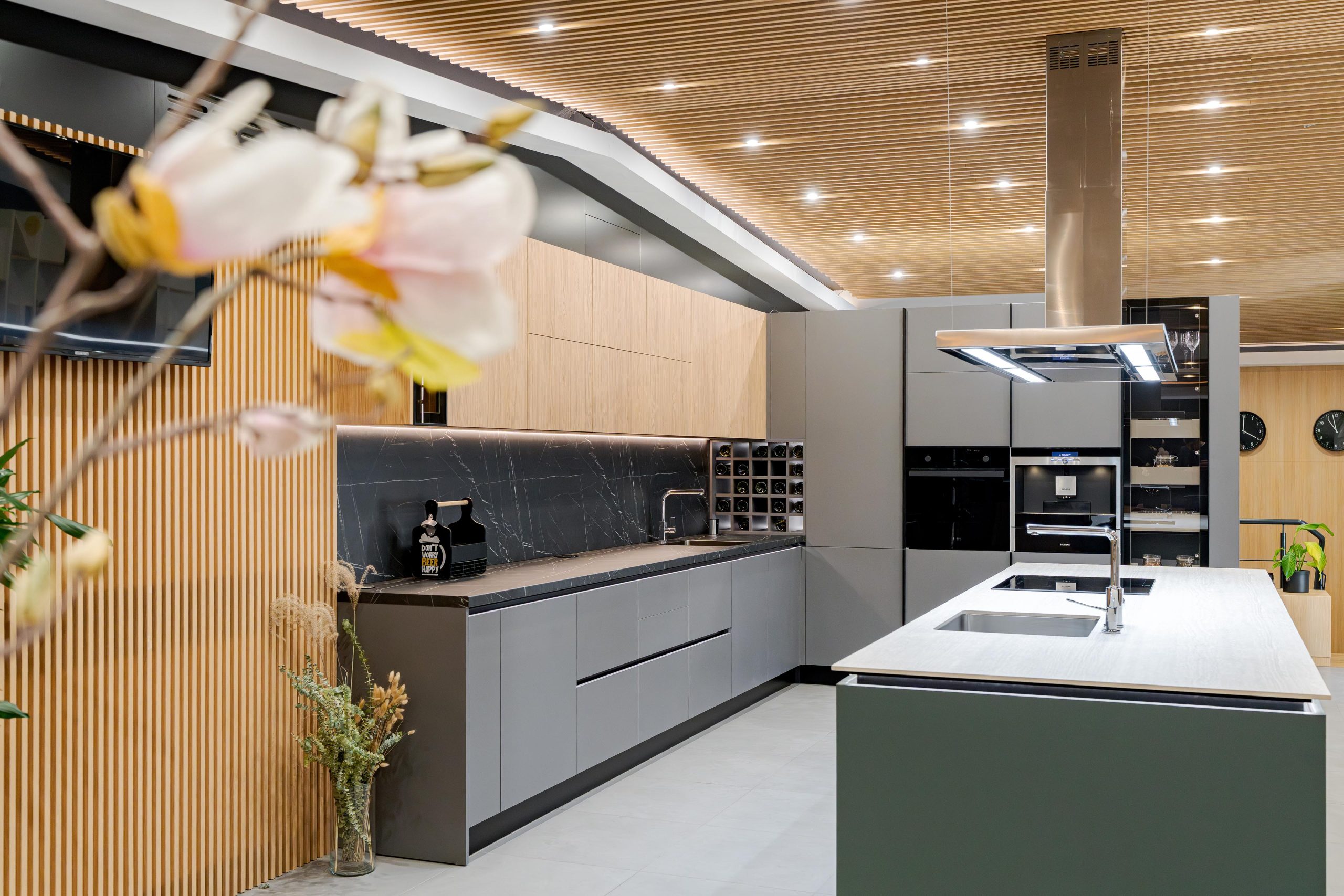 showroom mobilier bucatarie la comanda bucuresti