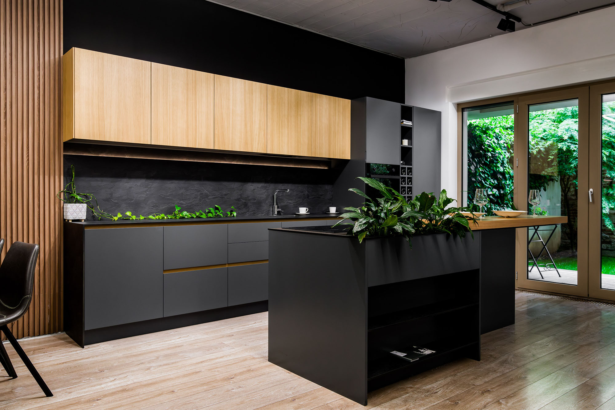 Insula bucatarie moderna de lux – Lichidare de stoc Showroom