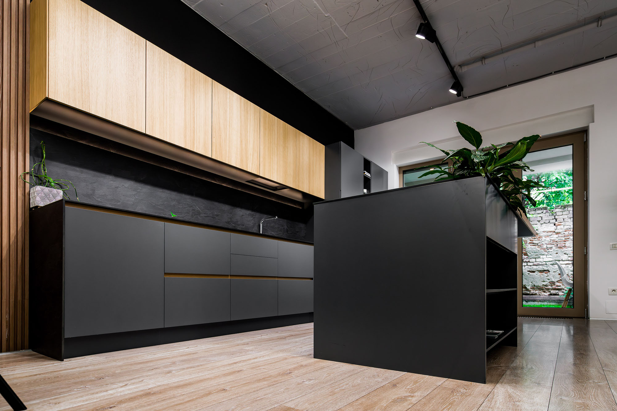 Insula bucatarie moderna de lux – Lichidare de stoc Showroom